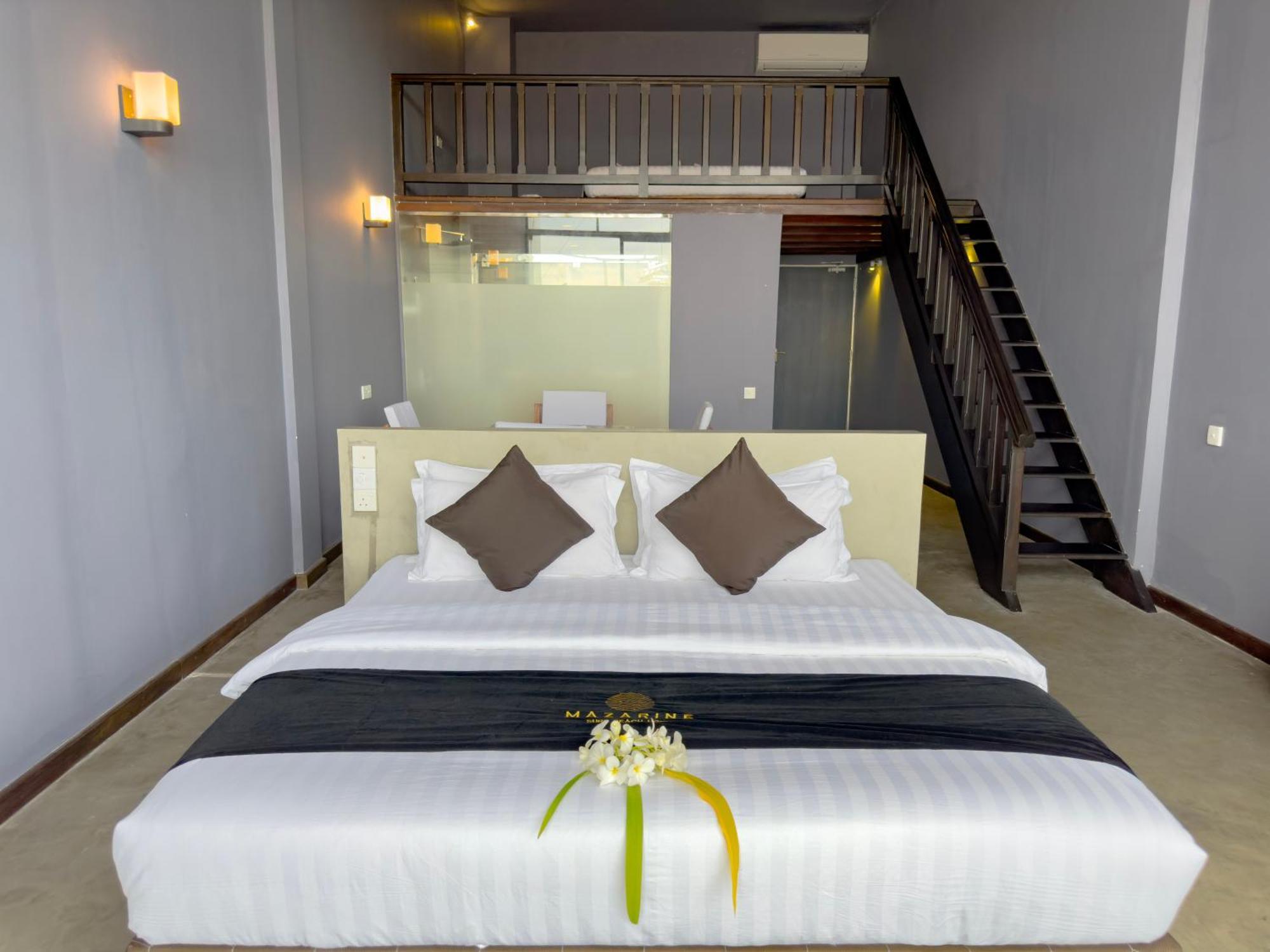 Mazarine Surf Suites Hiriketiya Диквелла Экстерьер фото