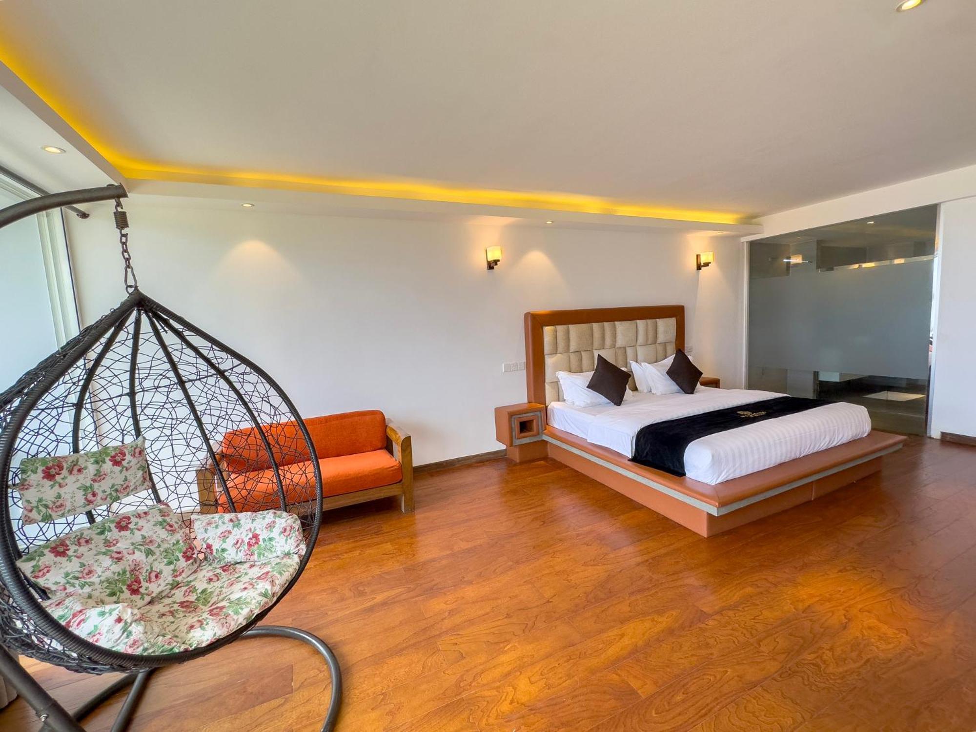 Mazarine Surf Suites Hiriketiya Диквелла Экстерьер фото