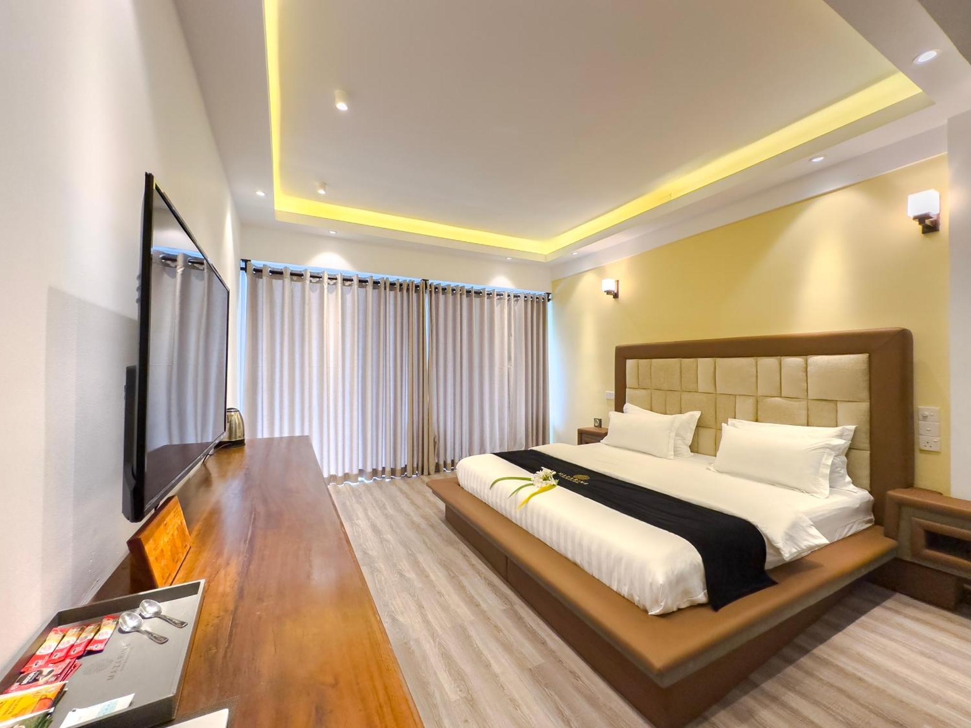 Mazarine Surf Suites Hiriketiya Диквелла Экстерьер фото